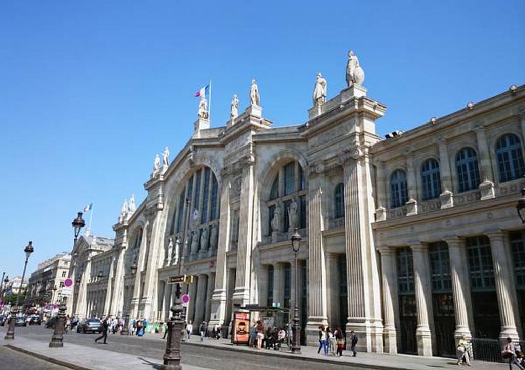 Hotel Montana Paris Lafayette Exterior photo